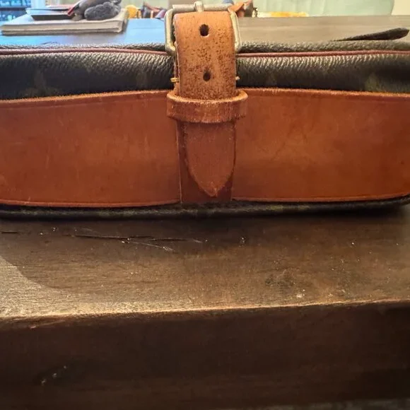 Louis Vuitton Brown and Tan Crossbody Bag - Picture 4 of 16